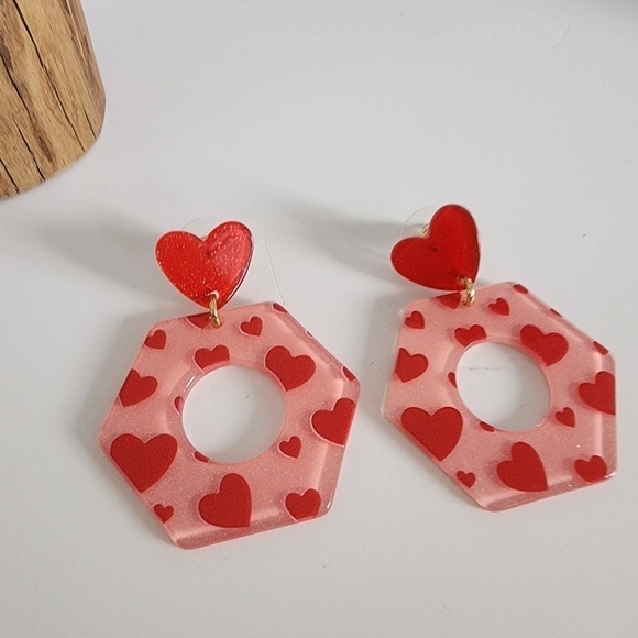 NEW Red Pink Glitter Heart Resin Dangle Earring - Picture 4 of 7